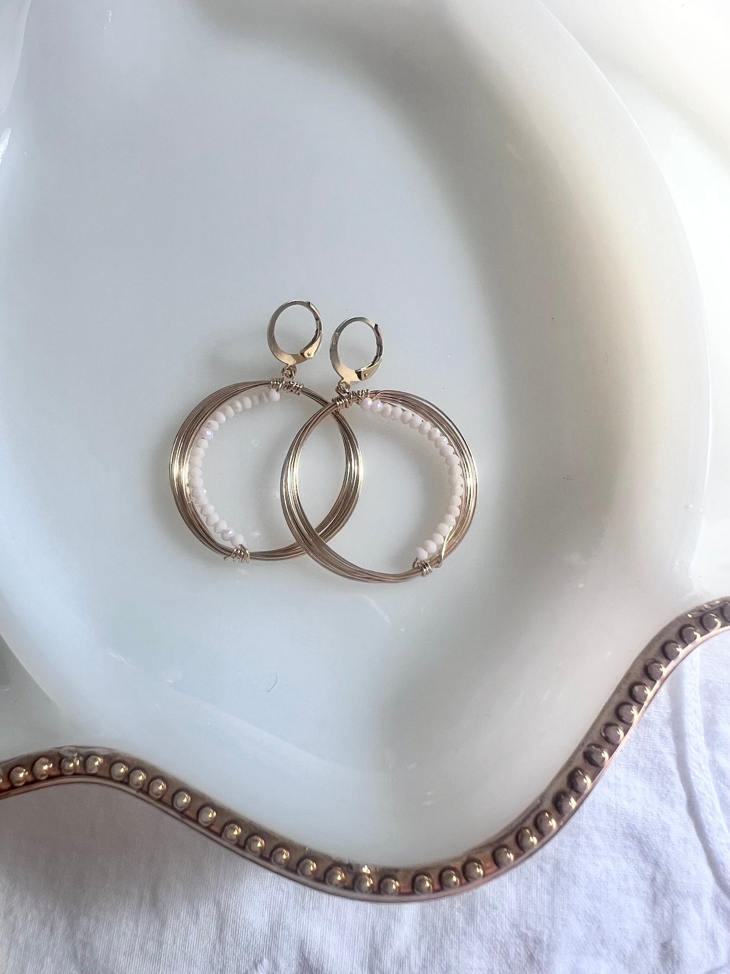Solar Eclipse Crescent Earrings - Cream Iridescent